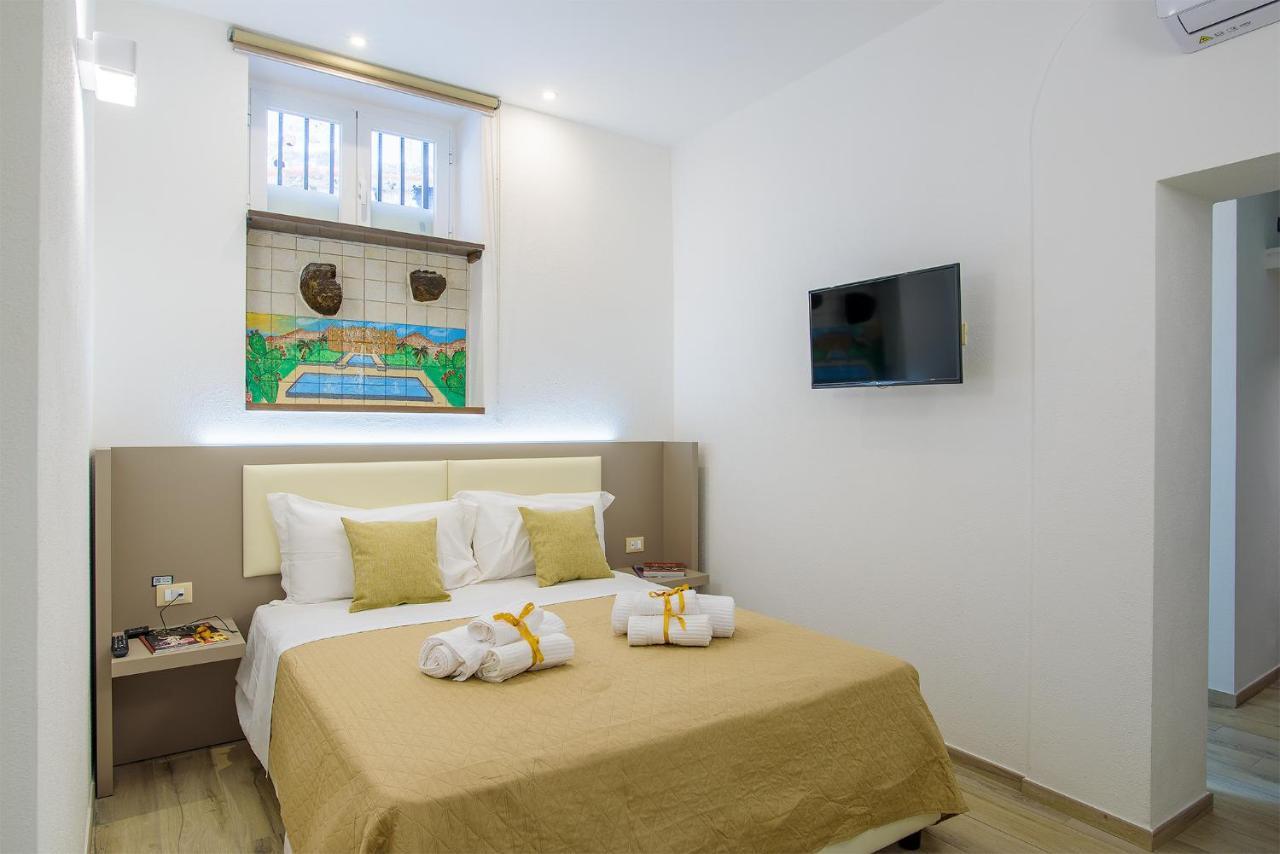 Barlaman Luxury Rooms Palermo Eksteriør bilde